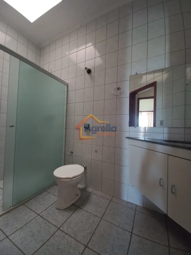 Casa, 3 quartos, 200 m² - Foto 8