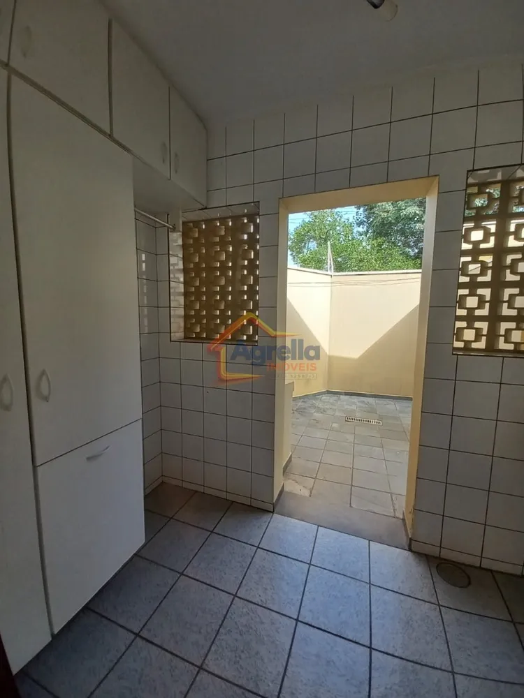 Casa, 3 quartos, 200 m² - Foto 6