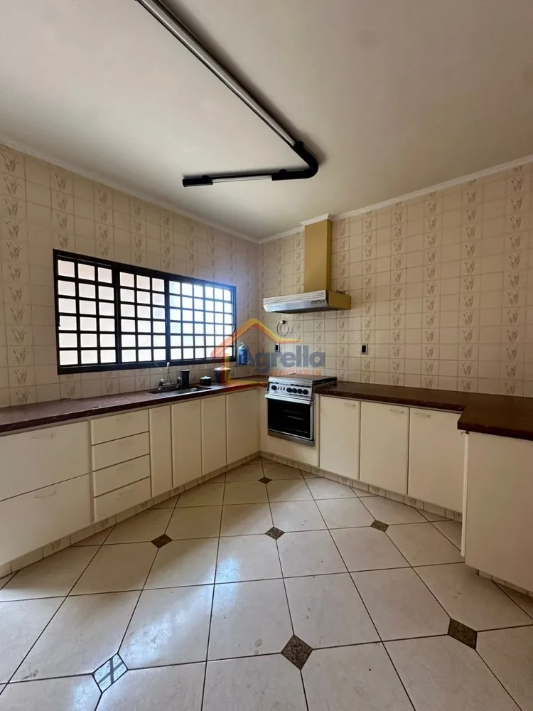 Casa, 2 quartos, 200 m² - Foto 3