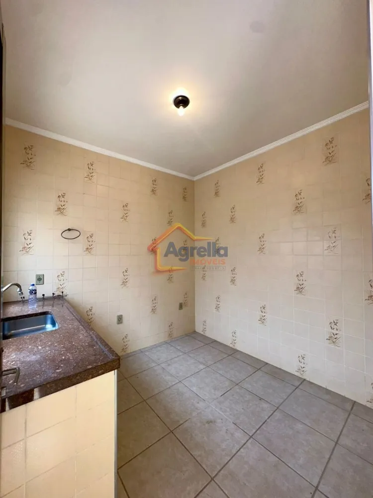 Casa, 2 quartos, 200 m² - Foto 8