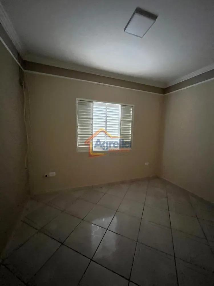 Casa, 3 quartos, 151 m² - Foto 3