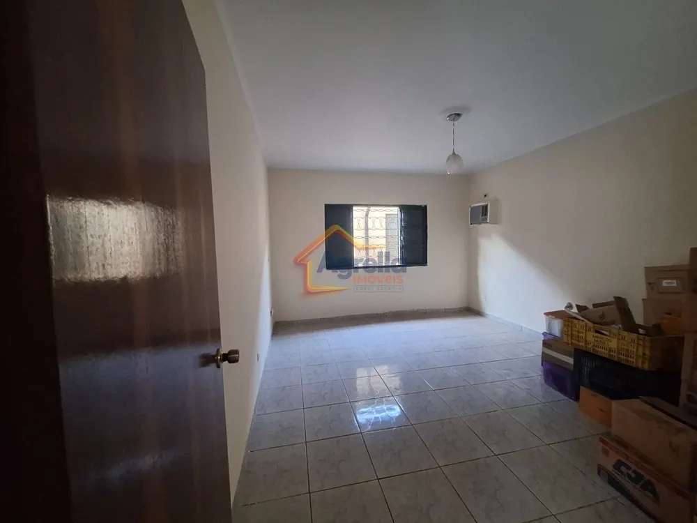 Casa, 3 quartos, 164 m² - Foto 1