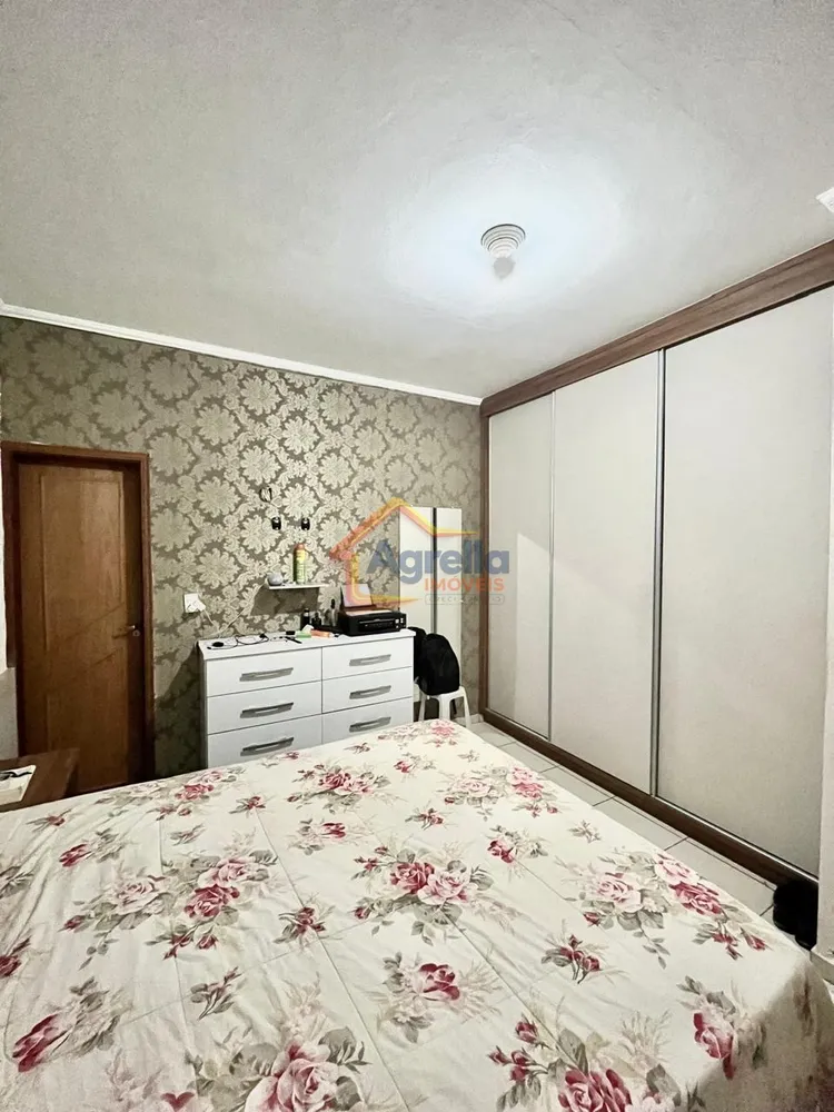 Casa, 3 quartos, 200 m² - Foto 4