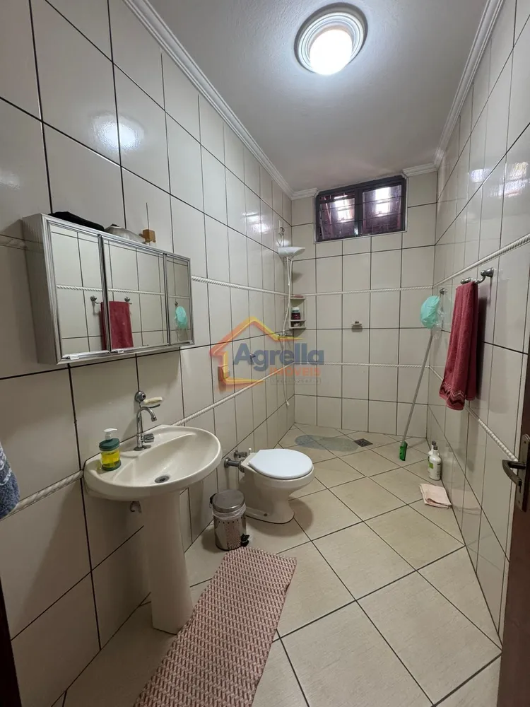 Casa, 3 quartos, 217 m² - Foto 6