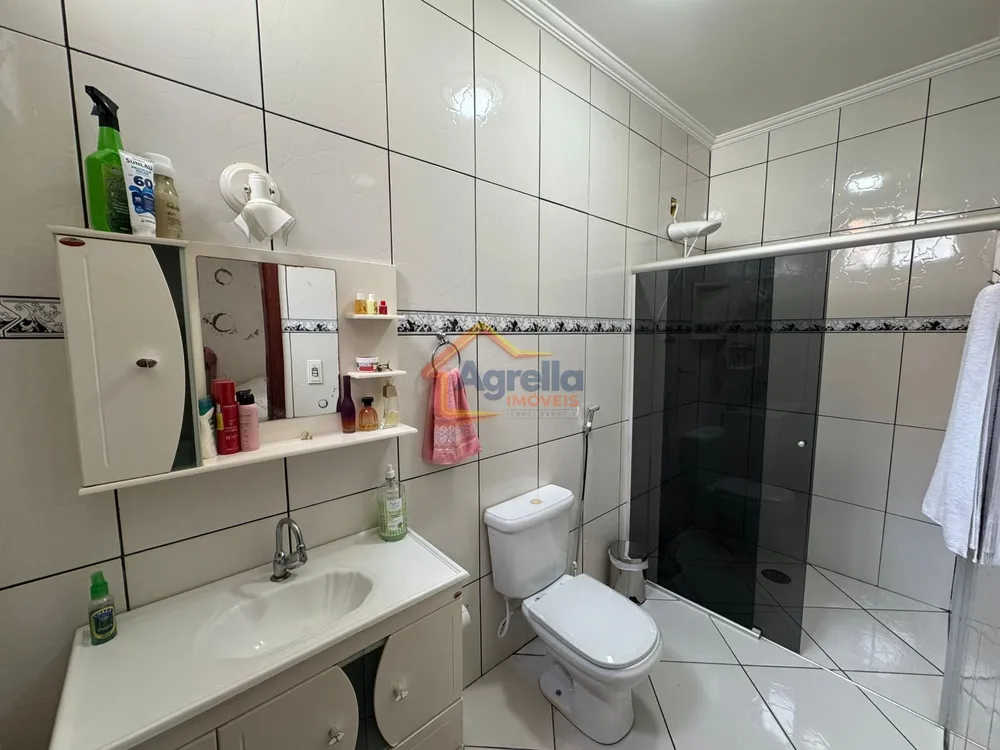 Casa, 3 quartos, 217 m² - Foto 5
