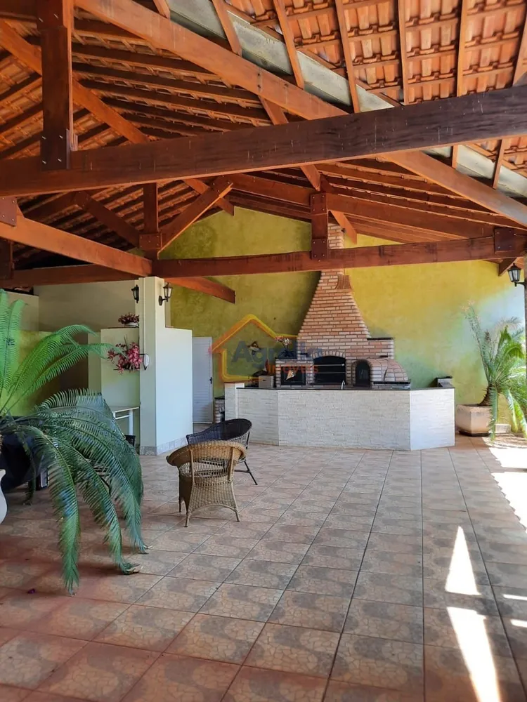 Sítio, 4 quartos, 2 m² - Foto 1