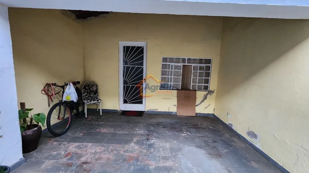 Casa, 4 quartos, 166 m² - Foto 1