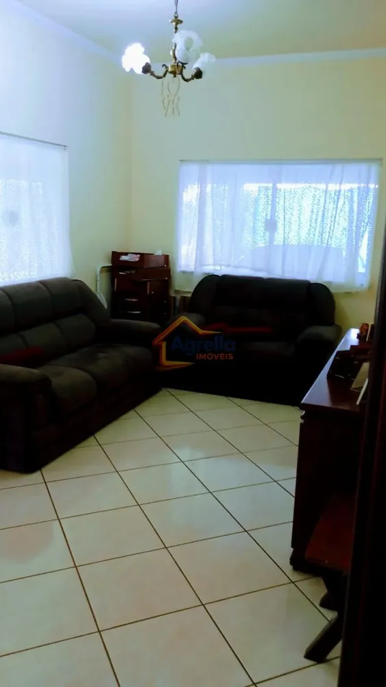 Chácara, 3 quartos, 9200 m² - Foto 1