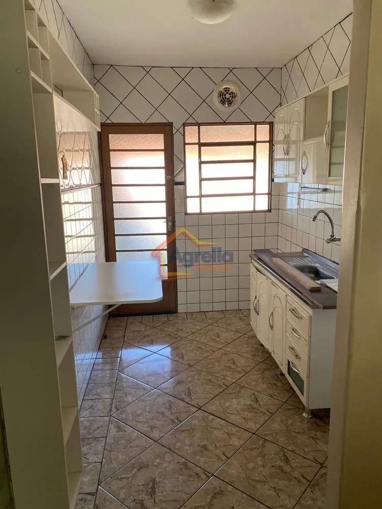 Casa, 2 quartos, 83 m² - Foto 1