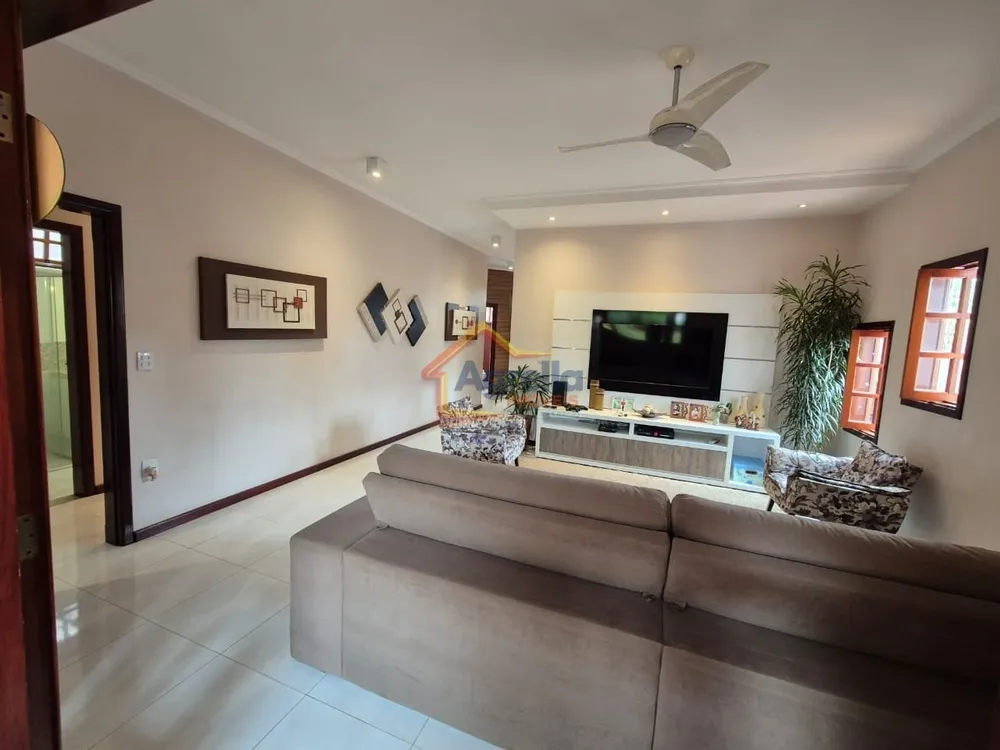 Casa, 3 quartos, 300 m² - Foto 2