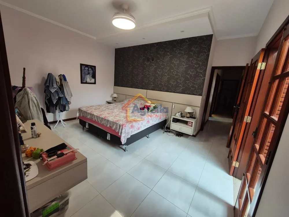 Casa, 3 quartos, 300 m² - Foto 4