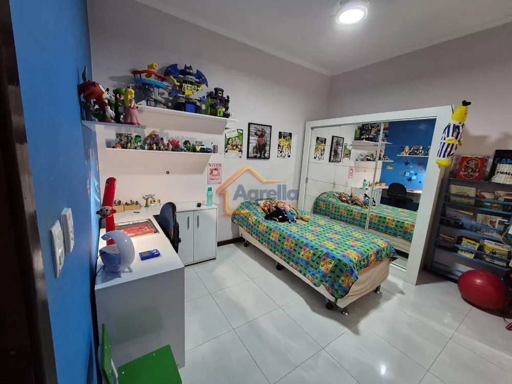 Casa, 3 quartos, 300 m² - Foto 6