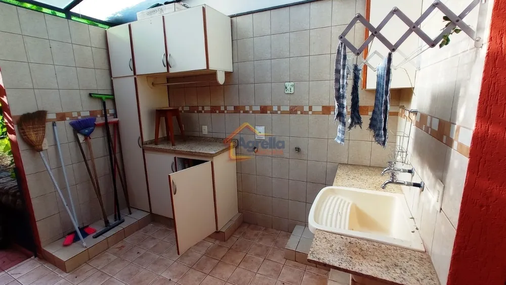 Casa, 3 quartos, 245 m² - Foto 7