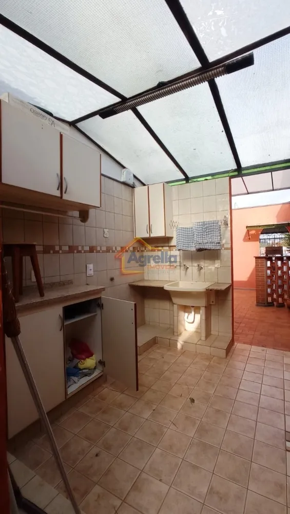 Casa, 3 quartos, 245 m² - Foto 6