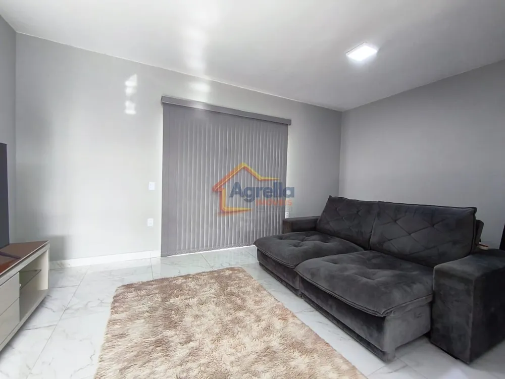 Casa, 2 quartos, 200 m² - Foto 2