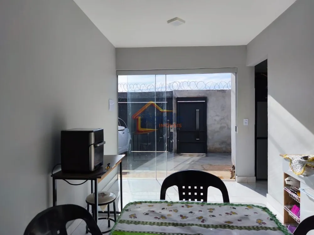 Casa, 2 quartos, 200 m² - Foto 2