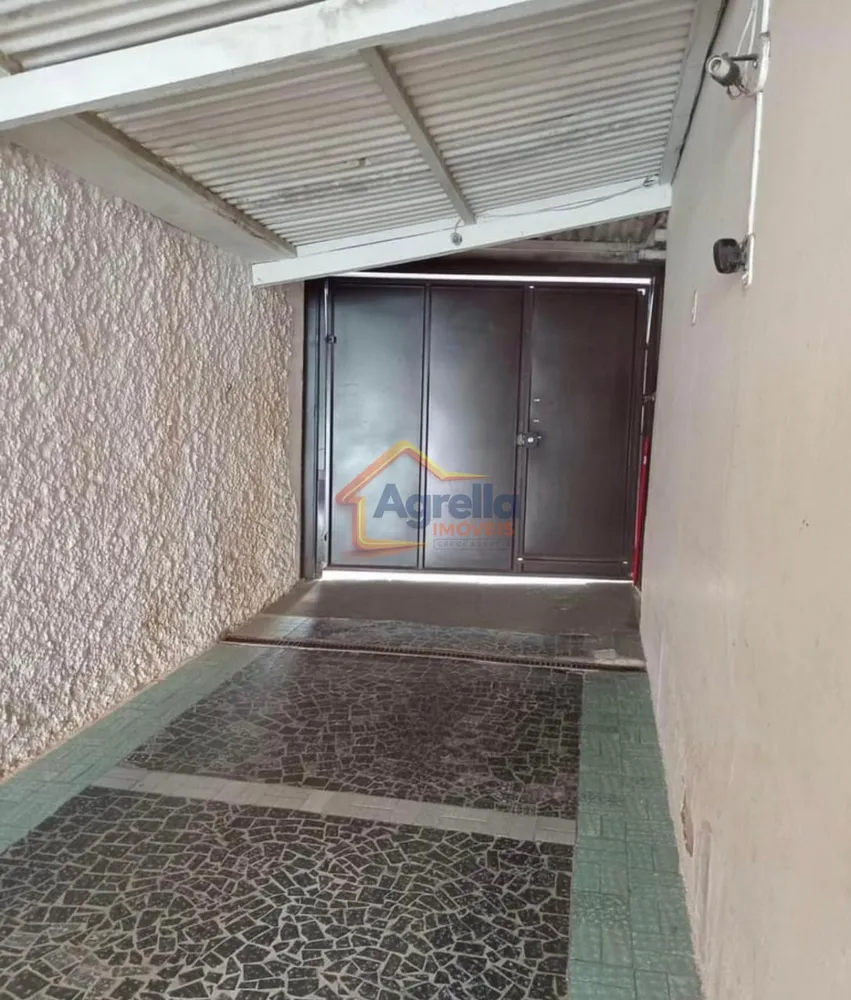 Casa, 3 quartos, 234 m² - Foto 3