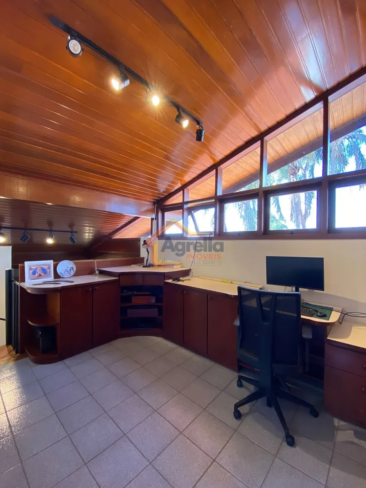 Sobrado, 3 quartos, 218 m² - Foto 4