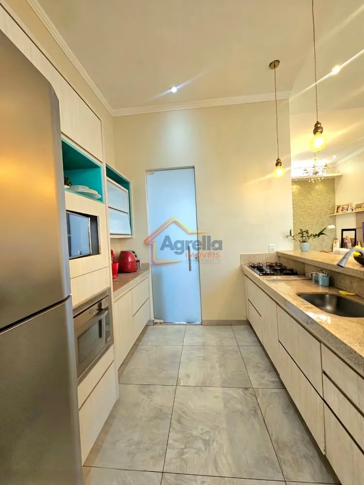 Casa, 3 quartos, 146 m² - Foto 3