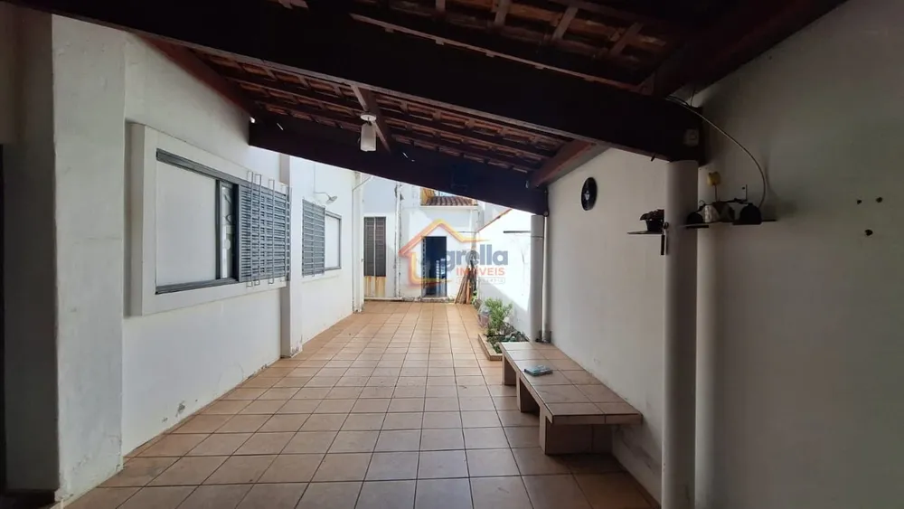 Casa, 4 quartos, 243 m² - Foto 3