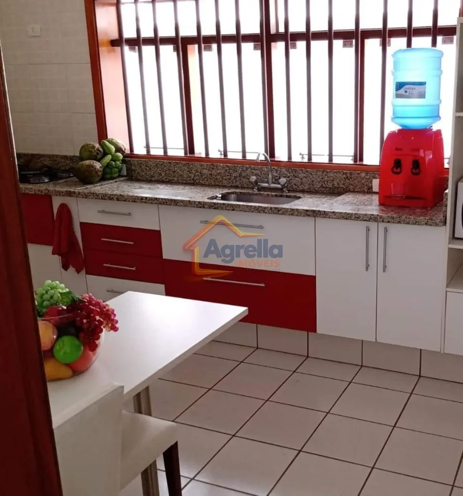 Casa, 4 quartos, 300 m² - Foto 3