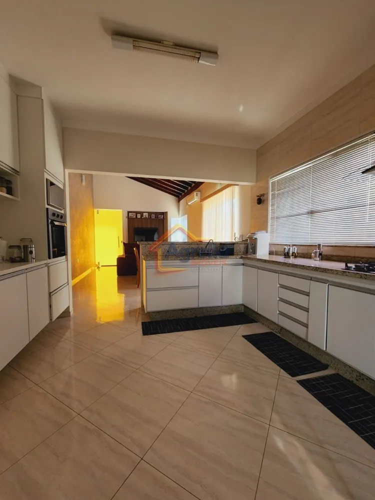 Casa, 3 quartos, 145 m² - Foto 3
