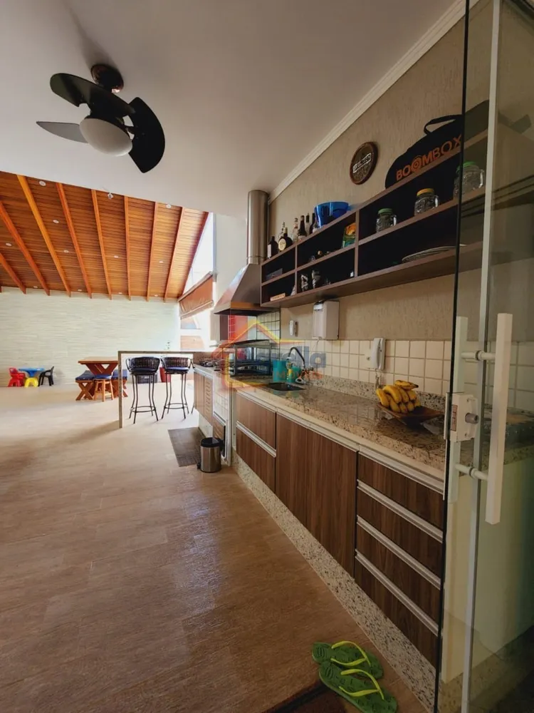 Casa, 3 quartos, 145 m² - Foto 2