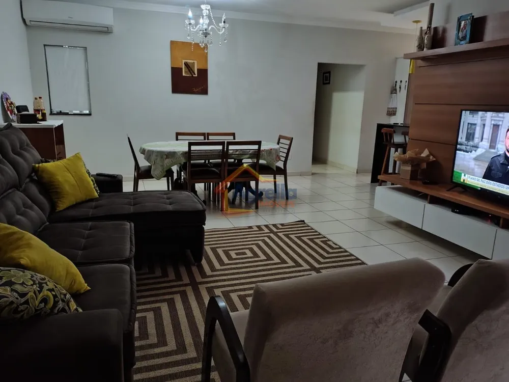 Casa, 3 quartos, 164 m² - Foto 4
