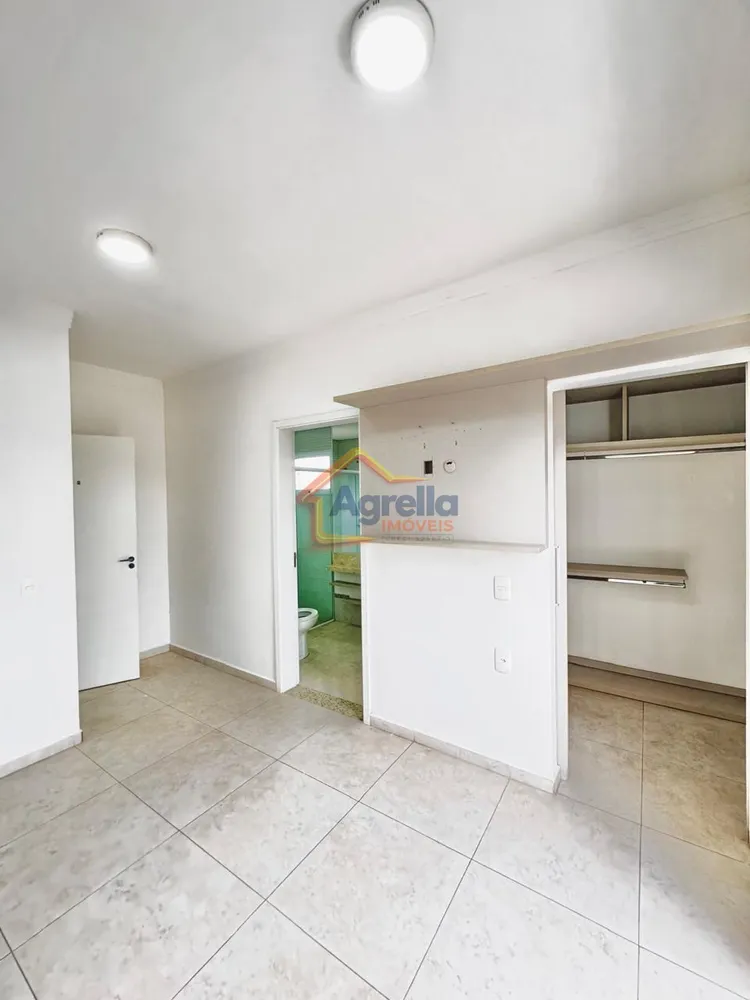 Apartamento, 3 quartos, 107 m² - Foto 2