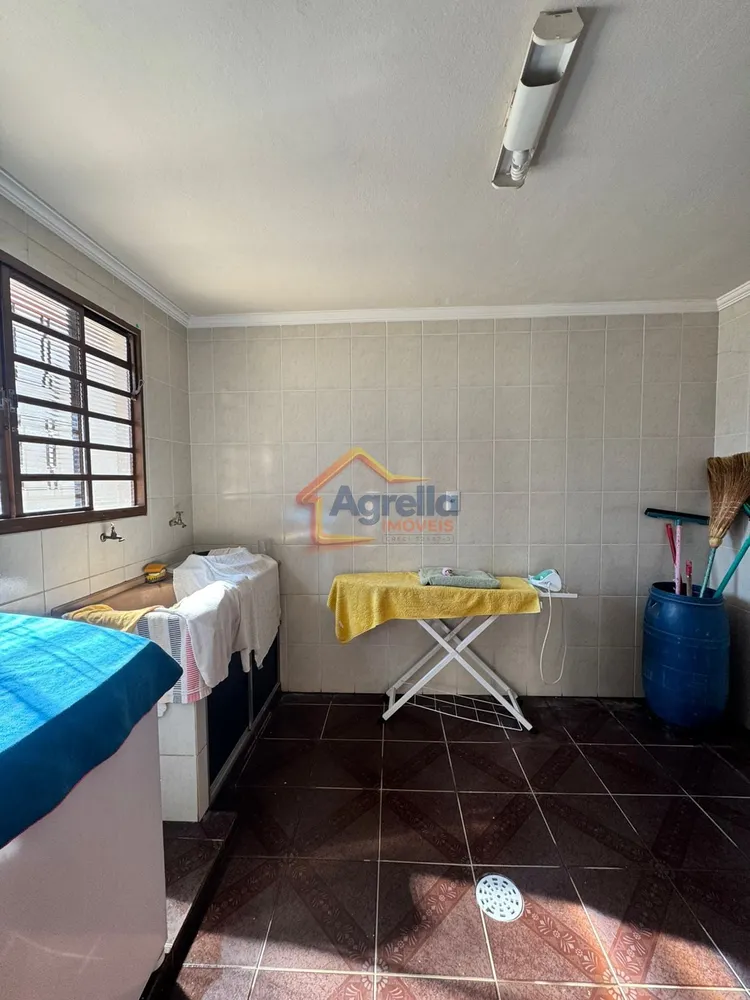 Casa, 3 quartos, 179 m² - Foto 2