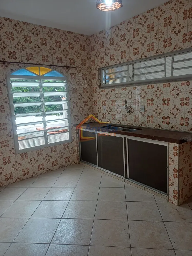 Casa, 3 quartos, 145 m² - Foto 2
