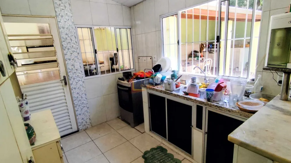 Casa, 5 quartos, 192 m² - Foto 4