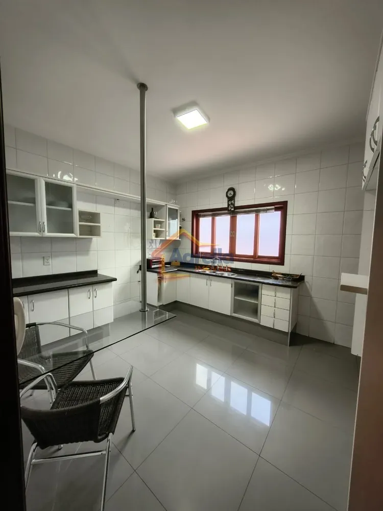 Casa, 3 quartos, 280 m² - Foto 7