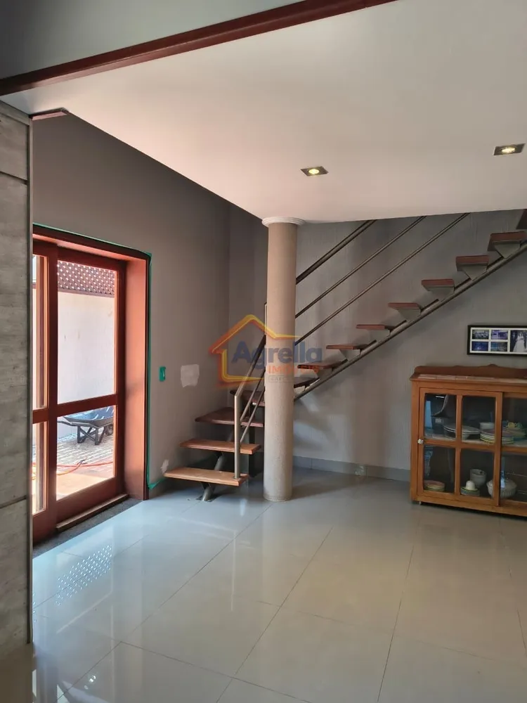 Casa, 3 quartos, 280 m² - Foto 2