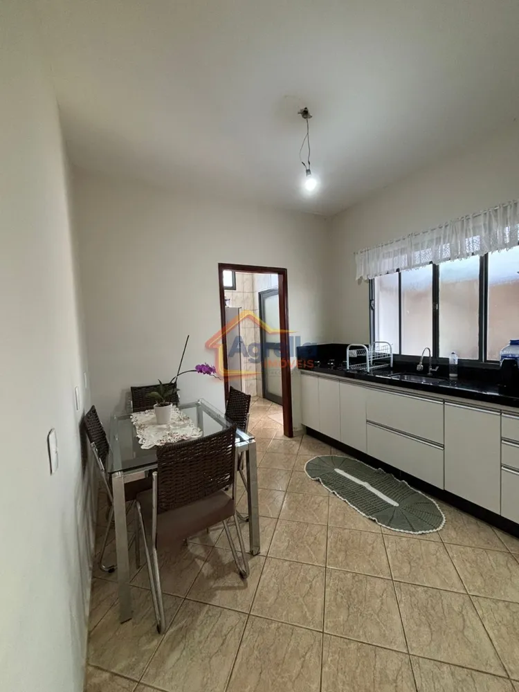 Casa, 3 quartos, 171 m² - Foto 4