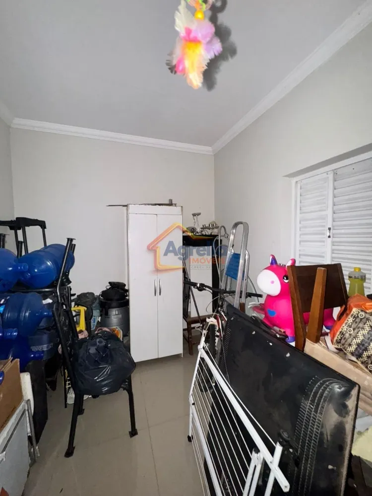 Casa, 3 quartos, 217 m² - Foto 3