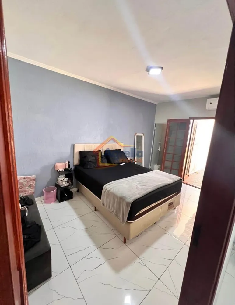 Casa, 3 quartos, 220 m² - Foto 3