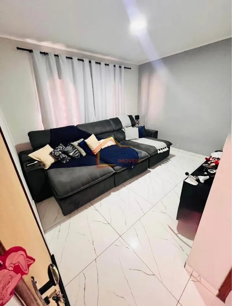 Casa, 3 quartos, 220 m² - Foto 1