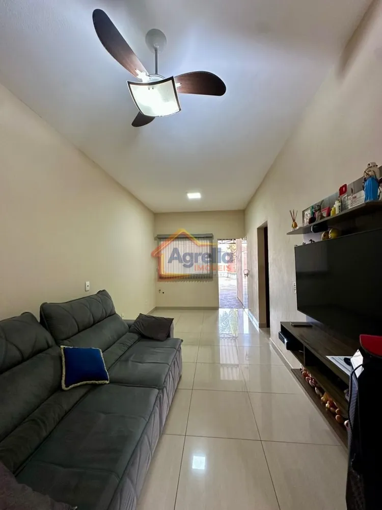 Casa, 2 quartos, 150 m² - Foto 1