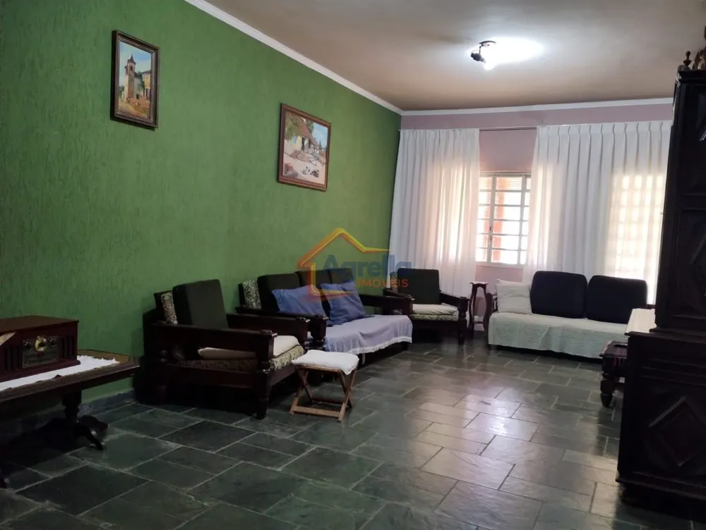 Chácara, 3 quartos, 320 m² - Foto 2