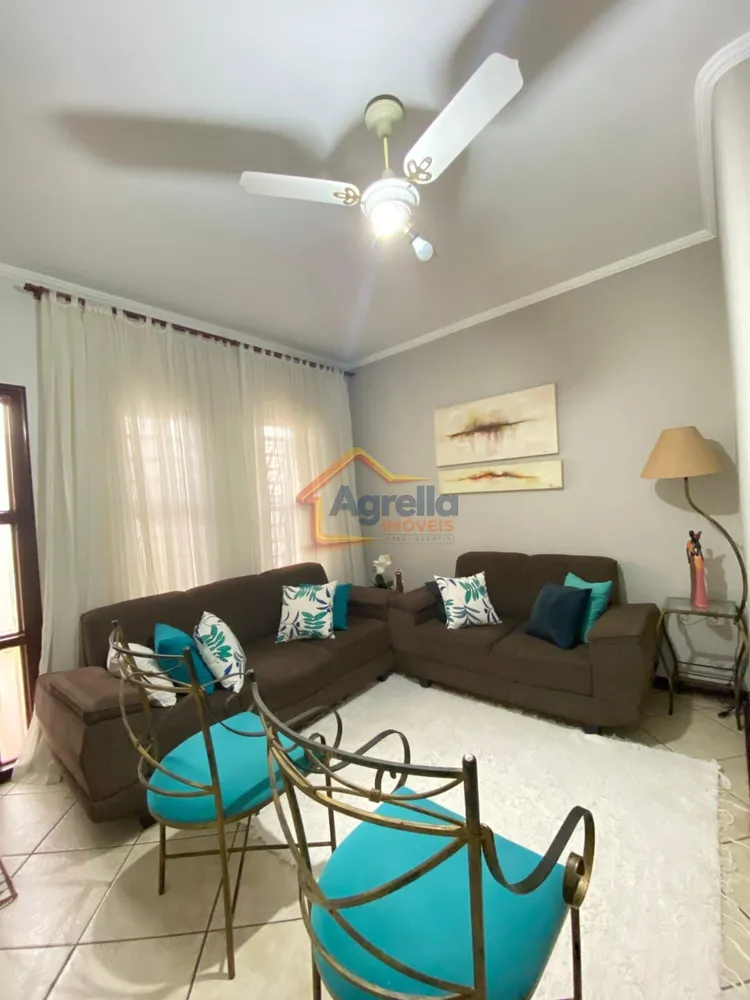 Casa, 3 quartos, 162 m² - Foto 1