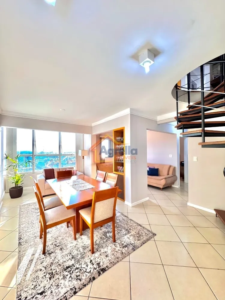 Apartamento, 3 quartos, 150 m² - Foto 1