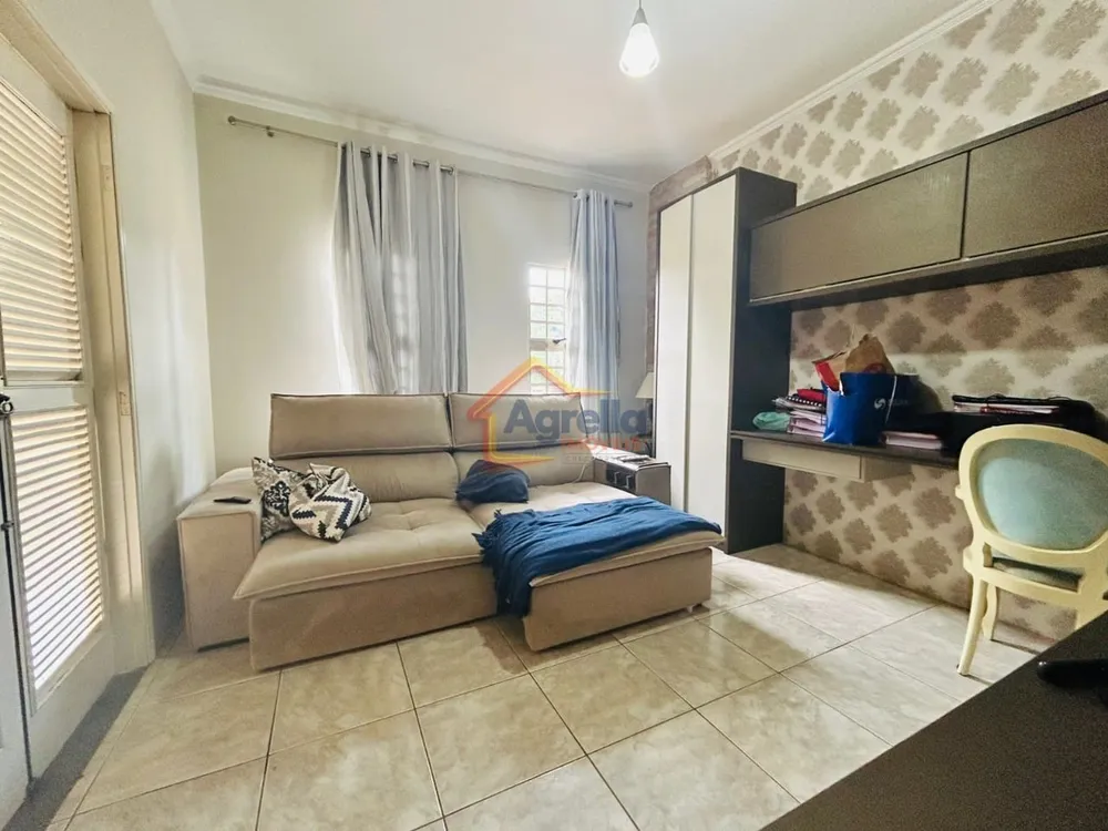 Chácara, 3 quartos, 220 m² - Foto 3
