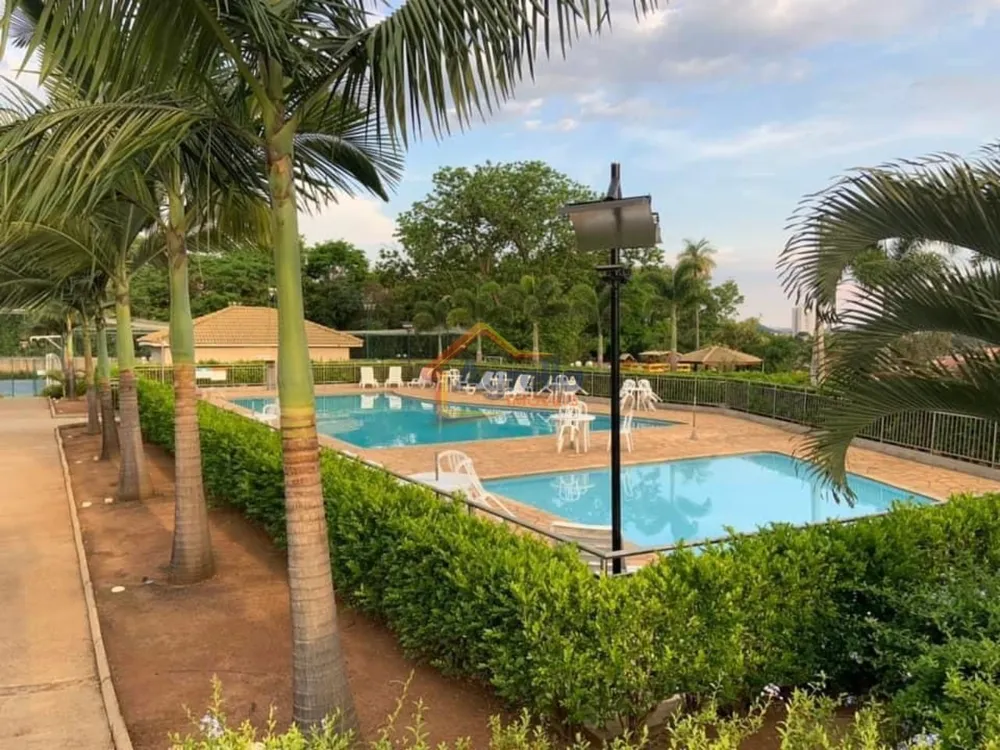 Terreno, 240 m² - Foto 1