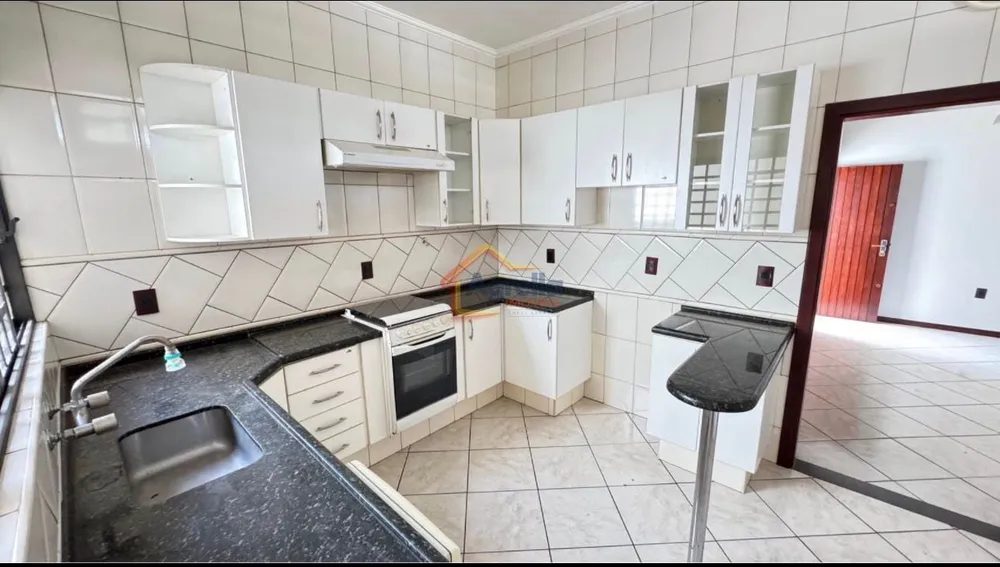 Casa, 3 quartos, 140 m² - Foto 1