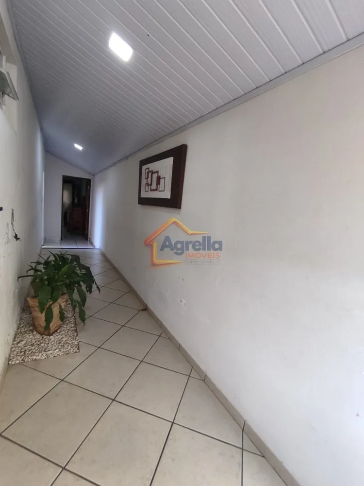 Casa, 3 quartos, 181 m² - Foto 2