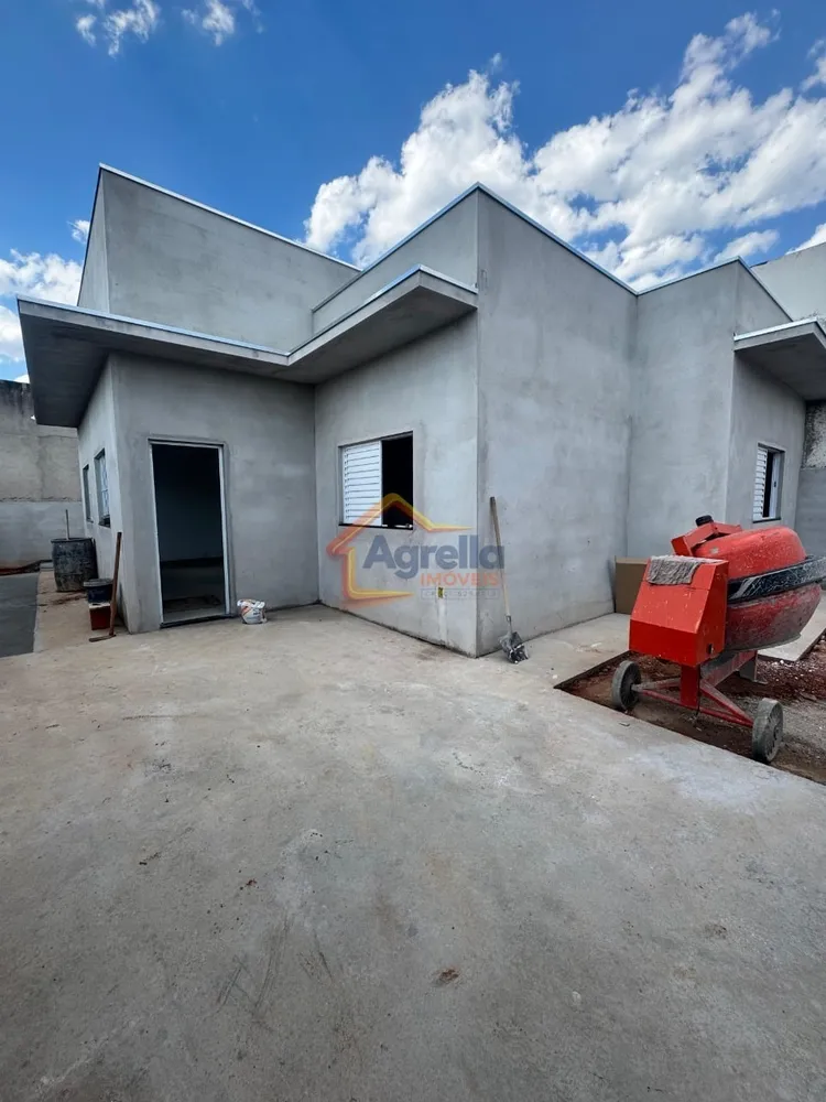 Casa, 3 quartos, 73 m² - Foto 1