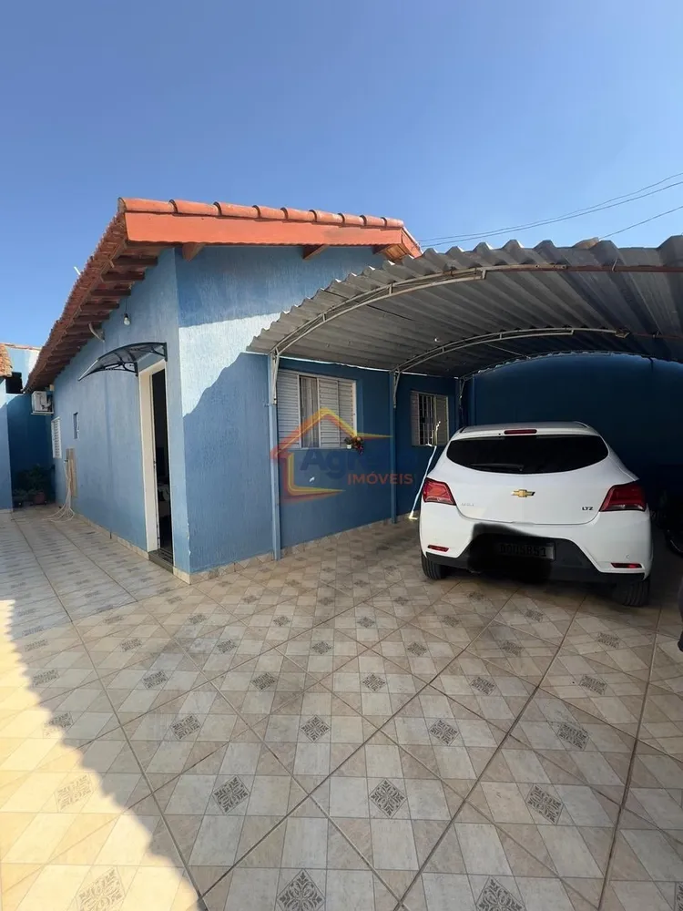 Casa, 3 quartos, 90 m² - Foto 1
