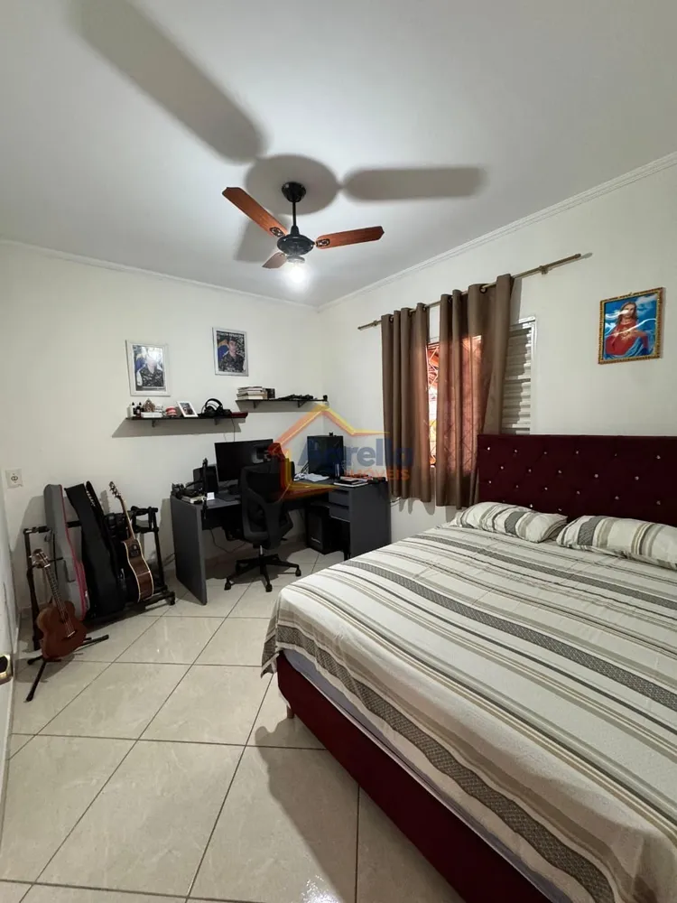 Casa, 3 quartos, 230 m² - Foto 2