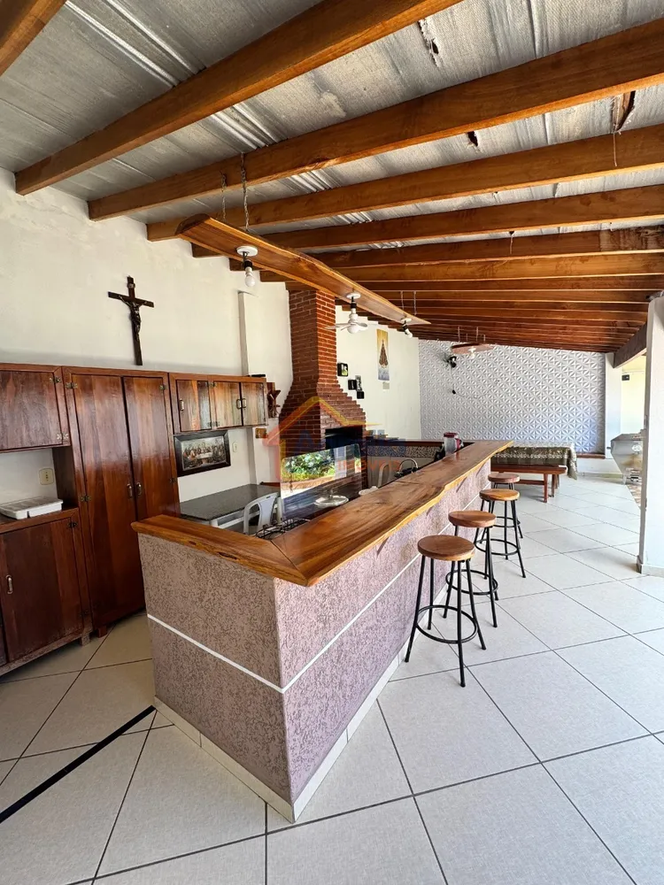 Casa, 3 quartos, 230 m² - Foto 8